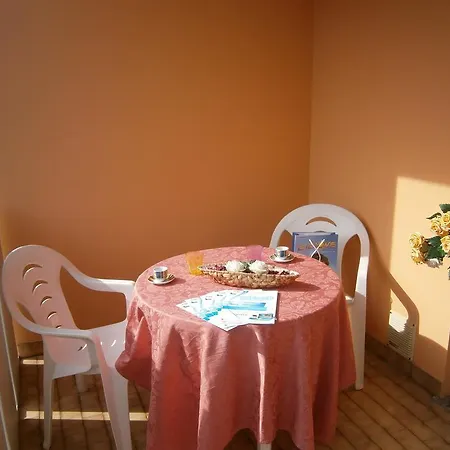 Adua דירה ביביונה